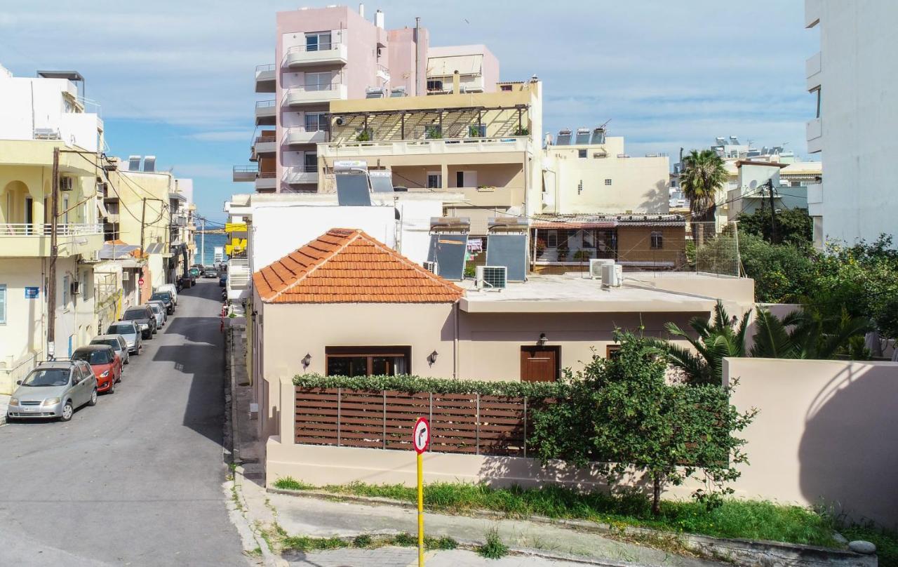 Iro City And Beach Boutique Homes Ханья Экстерьер фото