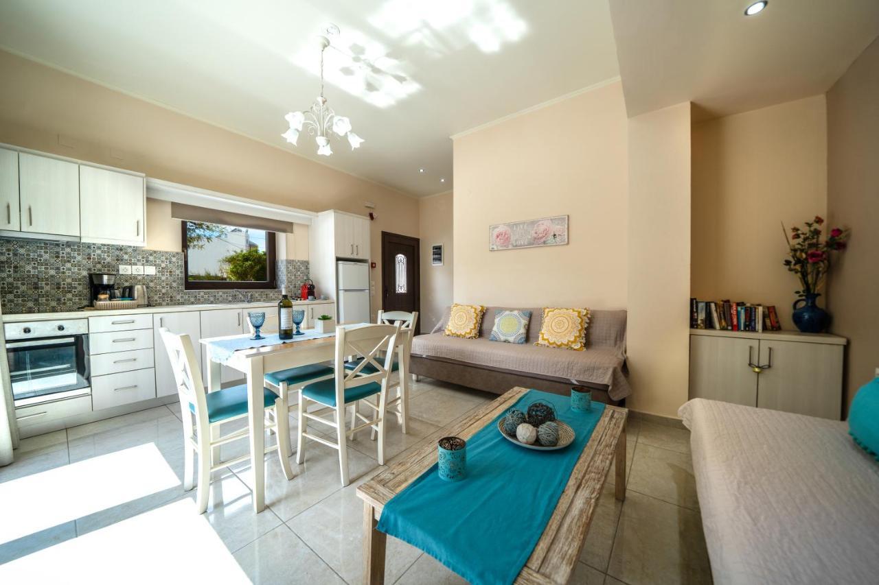 Iro City And Beach Boutique Homes Ханья Экстерьер фото