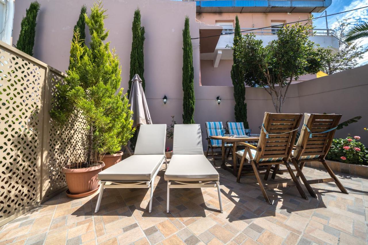 Iro City And Beach Boutique Homes Ханья Экстерьер фото