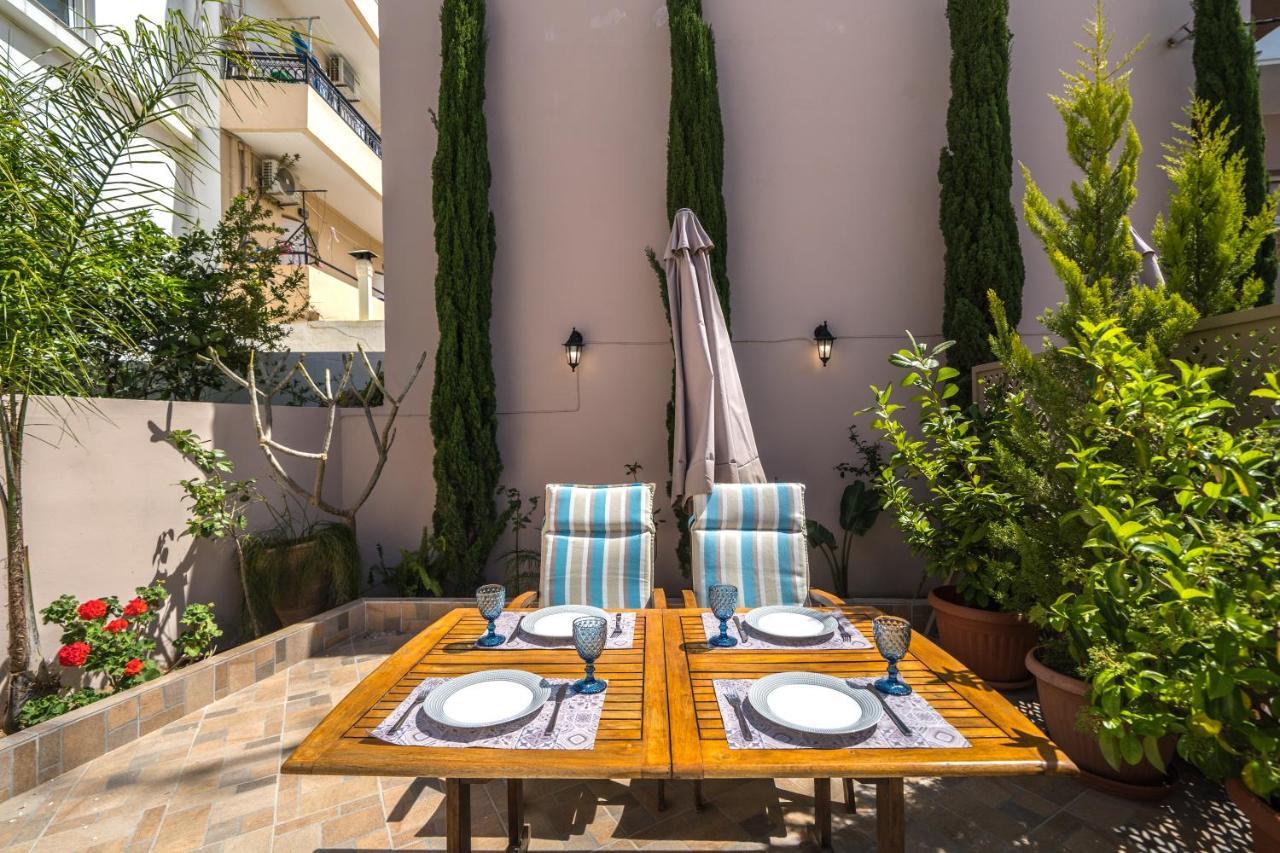 Iro City And Beach Boutique Homes Ханья Экстерьер фото