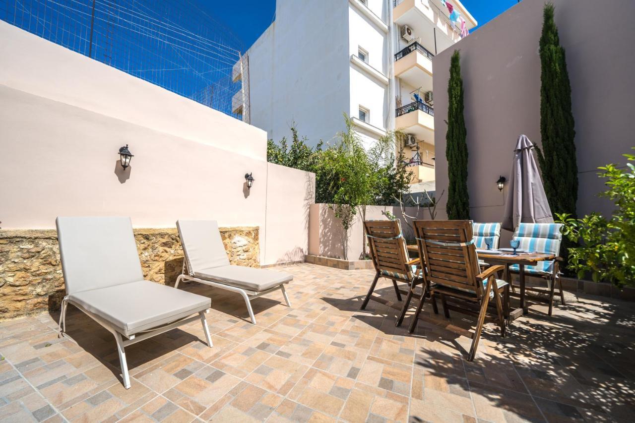Iro City And Beach Boutique Homes Ханья Экстерьер фото