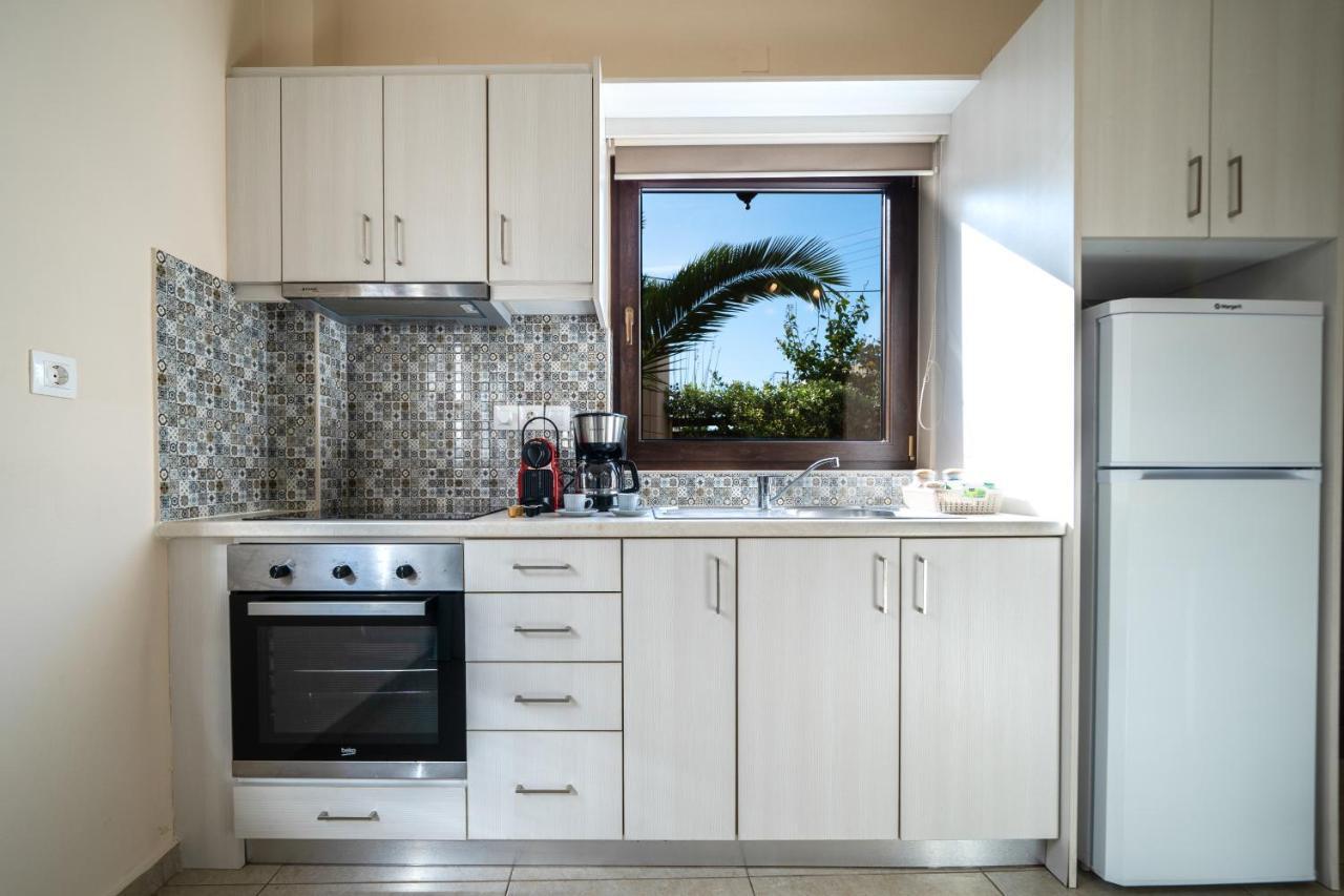Iro City And Beach Boutique Homes Ханья Экстерьер фото