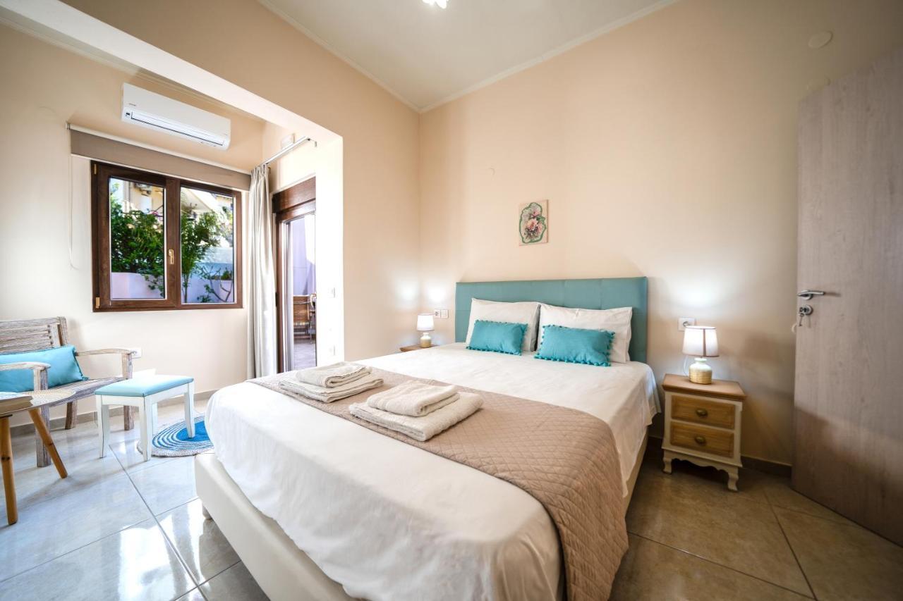 Iro City And Beach Boutique Homes Ханья Экстерьер фото